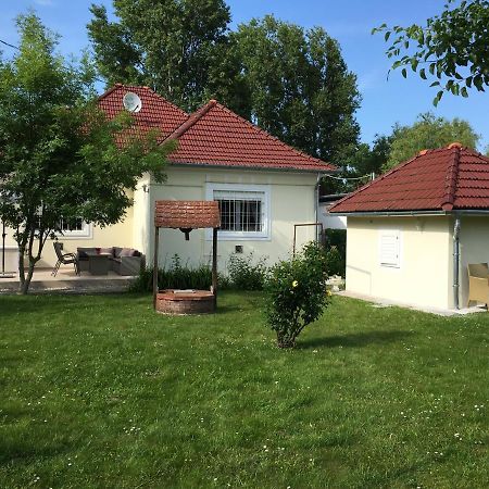 Villa Ida Balatonmáriafürdő 外观 照片